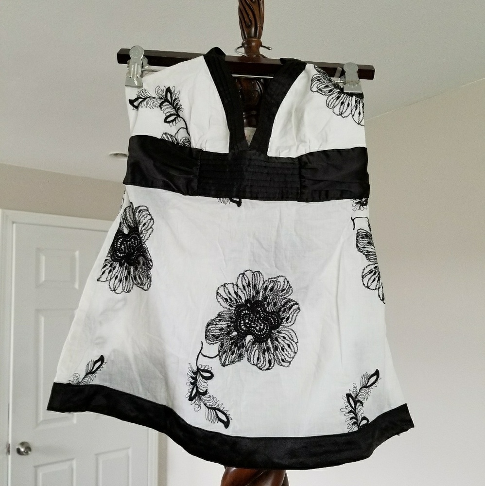 Black and white halter top